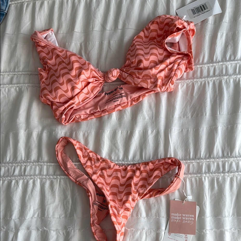 Pink Wave Pattern Bikini Set